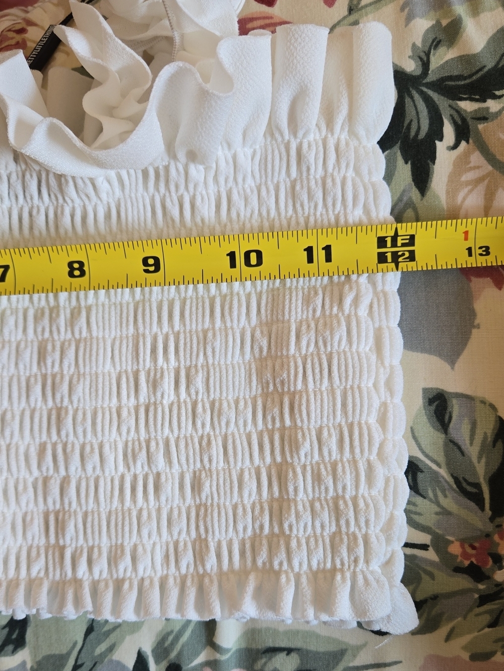 NWT PrettyLittleThing White Shirred Bandeau Top M/L - Picture 6 of 8